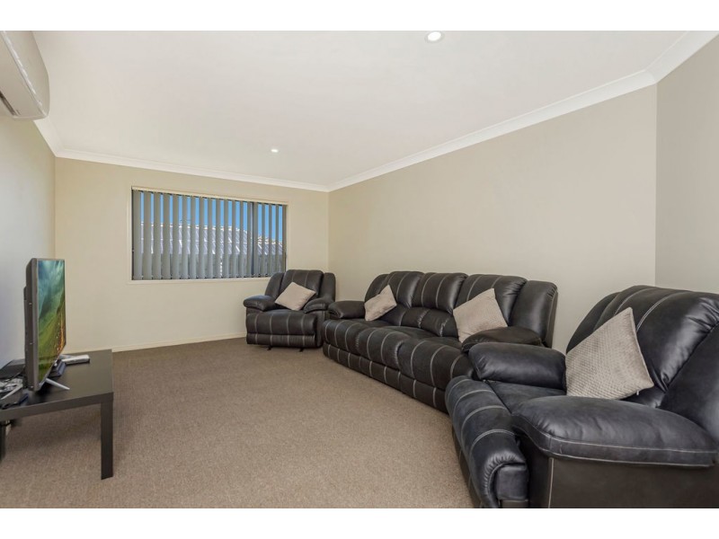 15 Hasemann Crescent, Upper Coomera QLD 4209