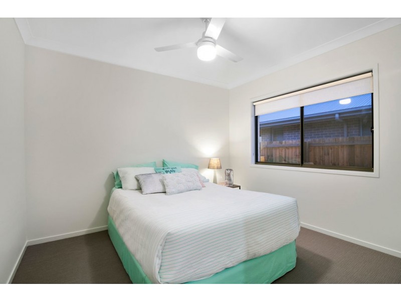 4 Alva Court, Oxenford QLD 4210