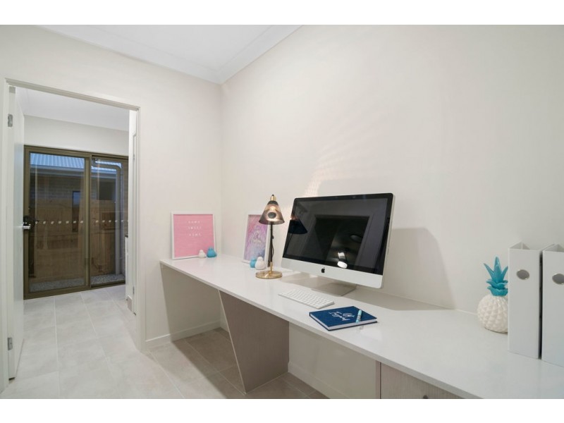 4 Alva Court, Oxenford QLD 4210