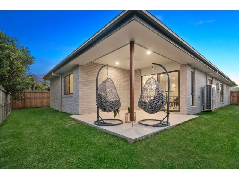 4 Alva Court, Oxenford QLD 4210