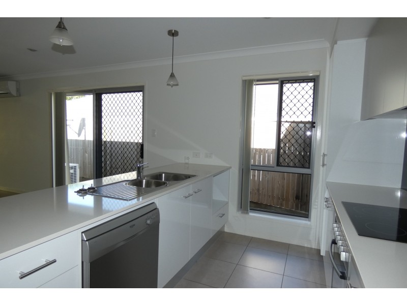 74 Yarrambat Rise, Upper Coomera QLD 4209