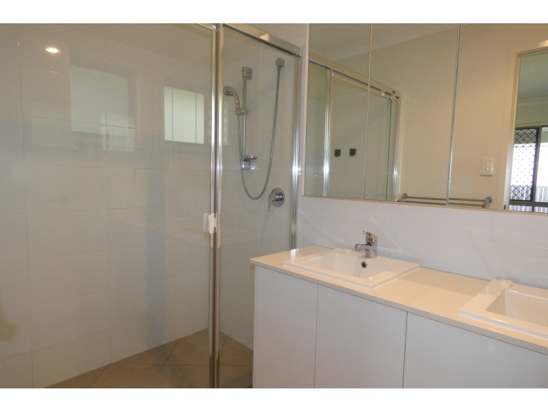 74 Yarrambat Rise, Upper Coomera QLD 4209