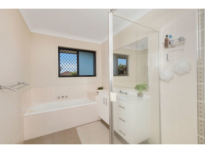 22 Currawong Crescent, Upper Coomera QLD 4209