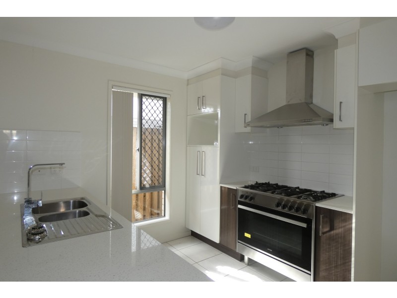 22 Spica Crescent, Coomera QLD 4209