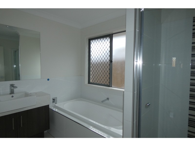 22 Spica Crescent, Coomera QLD 4209