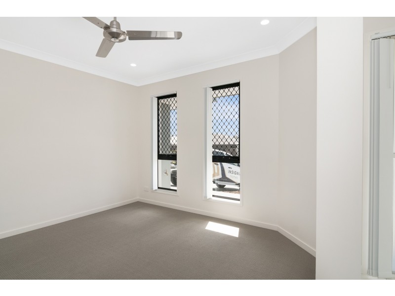 38 Dixon Drive, Pimpama QLD 4209
