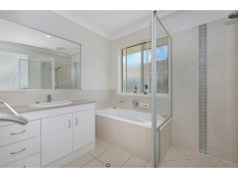 25 Mungana Drive, Upper Coomera QLD 4209