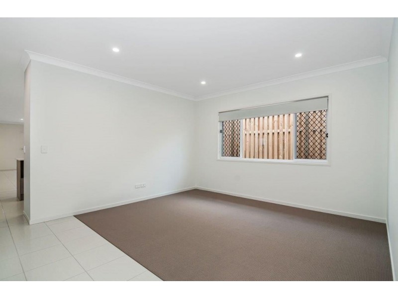 12 Cudmore Street, Pimpama QLD 4209