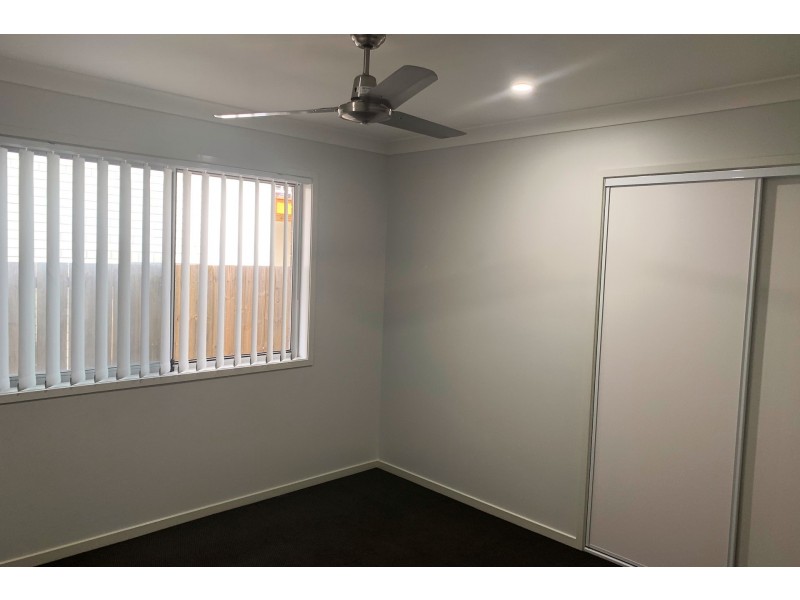 33 Brookfield Street, Pimpama QLD 4209