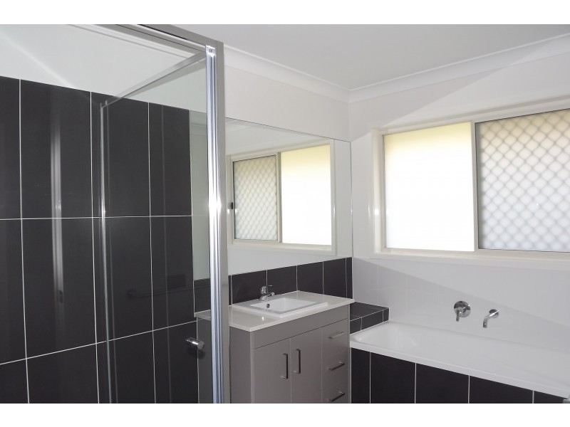 27 Gemini Circuit, Coomera QLD 4209