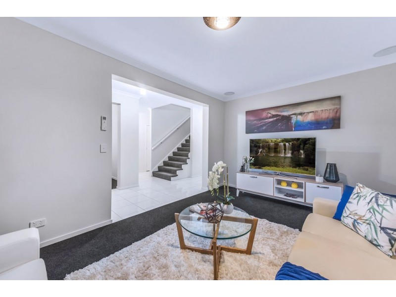 1 Yatala Street, Pimpama QLD 4209