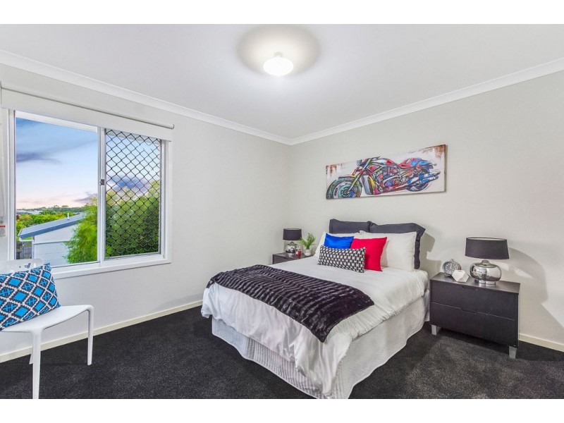 1 Yatala Street, Pimpama QLD 4209