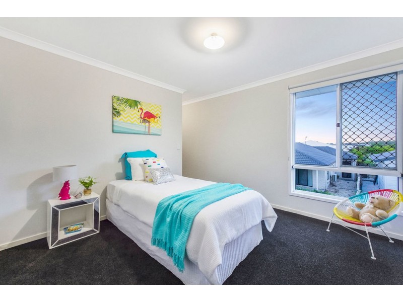 1 Yatala Street, Pimpama QLD 4209