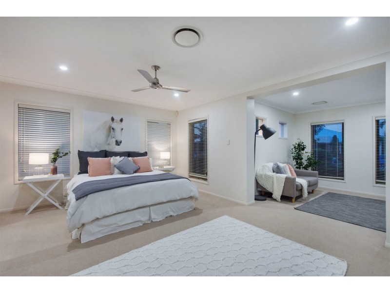 11 Leander Circuit, Oxenford QLD 4210