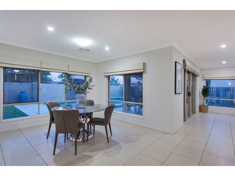 11 Leander Circuit, Oxenford QLD 4210