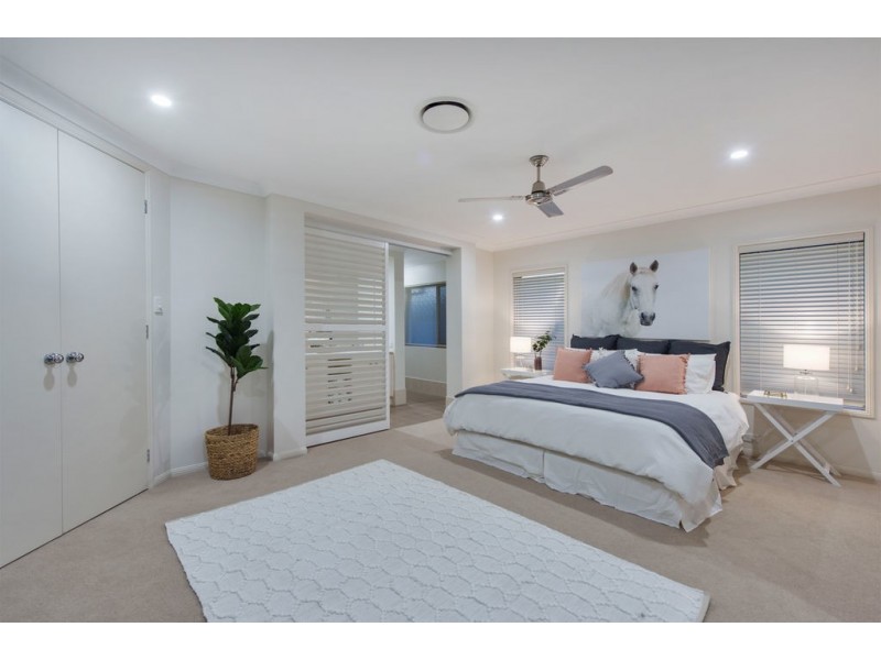 11 Leander Circuit, Oxenford QLD 4210