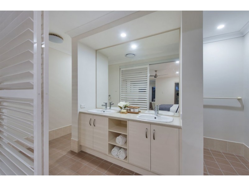 11 Leander Circuit, Oxenford QLD 4210