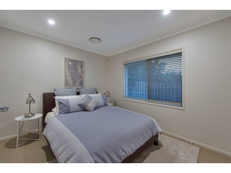 11 Leander Circuit, Oxenford QLD 4210