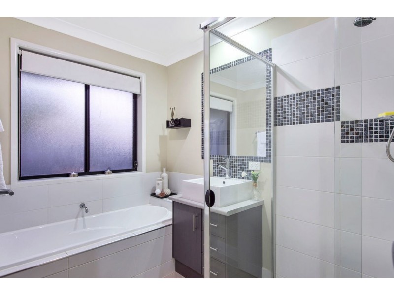 7 Aston Street, Upper Coomera QLD 4209