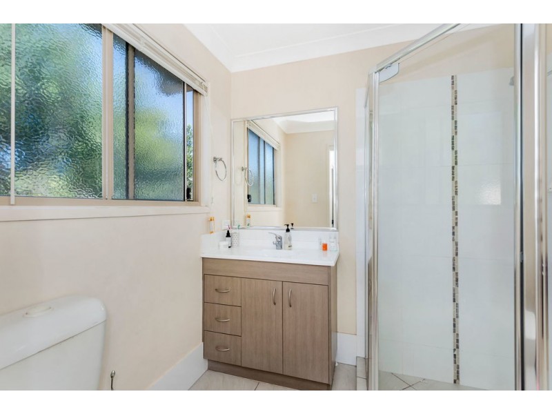 10/2 Weir Drive, Upper Coomera QLD 4209