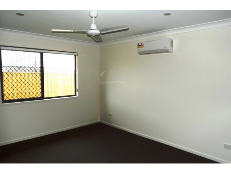1 McWilliam Street, Pimpama QLD 4209