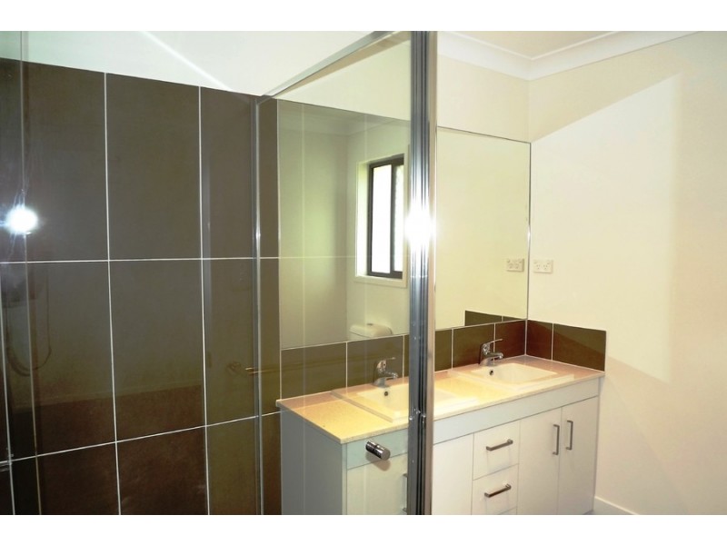 1 McWilliam Street, Pimpama QLD 4209