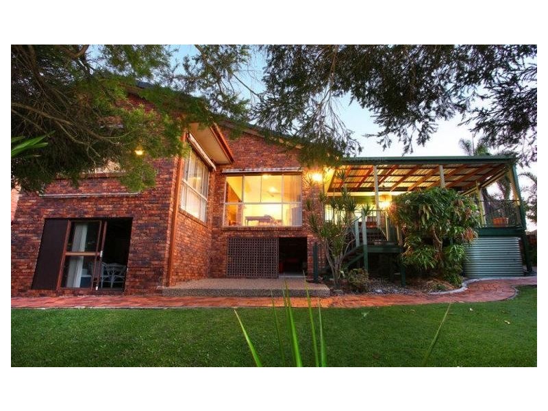 4 Wattle Glen Place, Robina QLD 4226