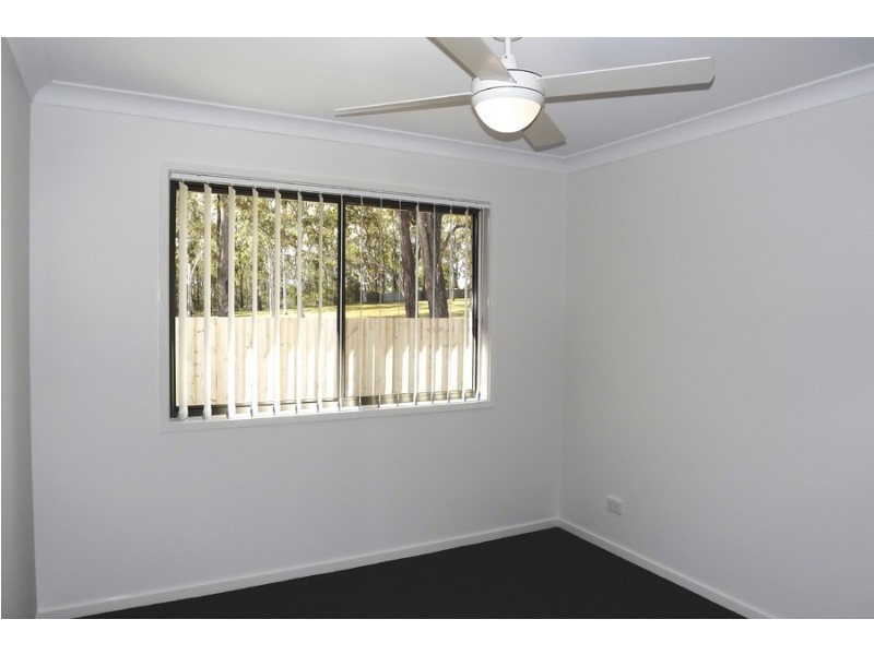 17 Milbrook Crescent, Pimpama QLD 4209