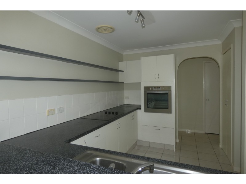 18 Masters Street, Arundel QLD 4214