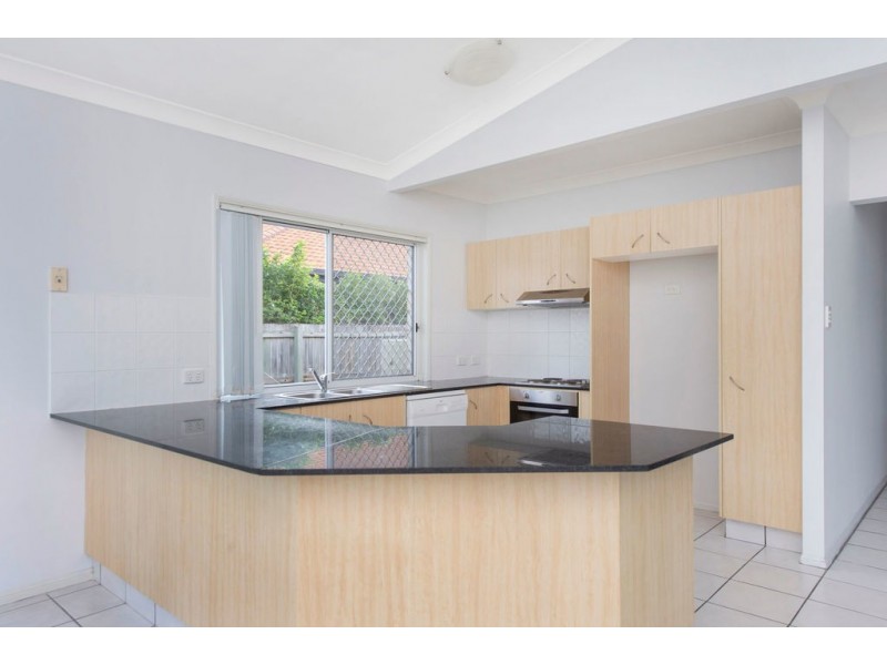 8 Linda Way, Upper Coomera QLD 4209