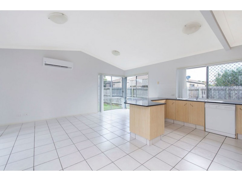 8 Linda Way, Upper Coomera QLD 4209