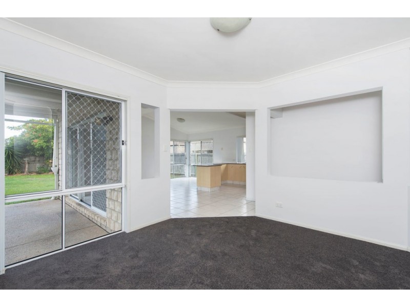 8 Linda Way, Upper Coomera QLD 4209