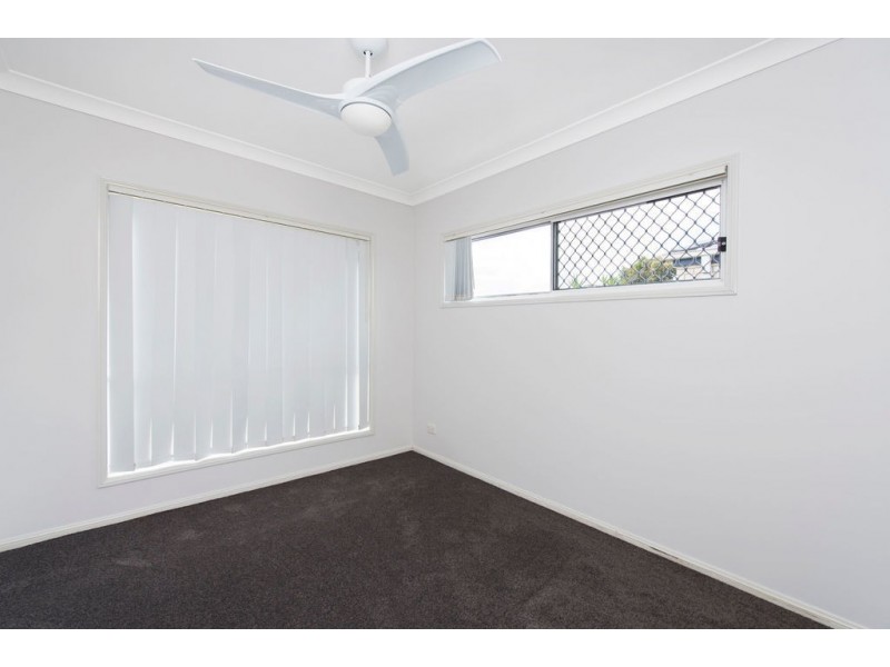 8 Linda Way, Upper Coomera QLD 4209