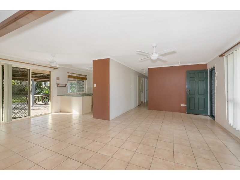 21 Saxon Court, Nerang QLD 4211