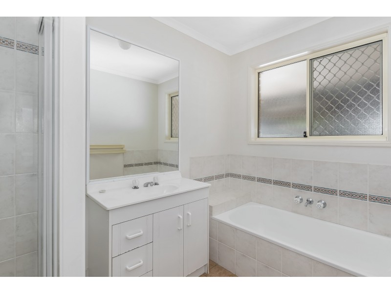 21 Saxon Court, Nerang QLD 4211