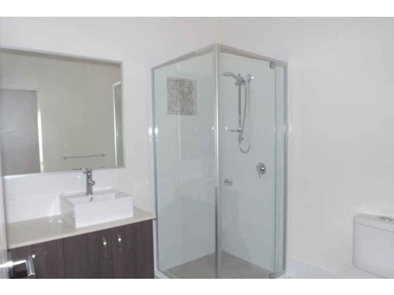 2/7 Wild Kaiser Road, Coomera QLD 4209