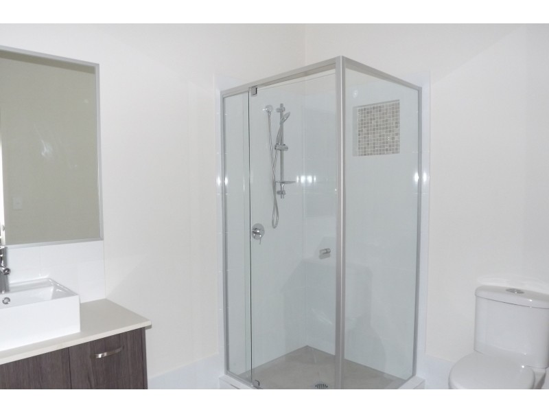 2/7 Wild Kaiser Road, Coomera QLD 4209