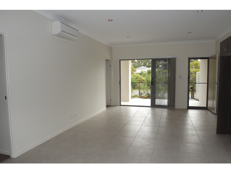 2/7 Wild Kaiser Road, Coomera QLD 4209