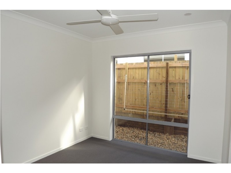 17 Boston Terrace, Coomera QLD 4209