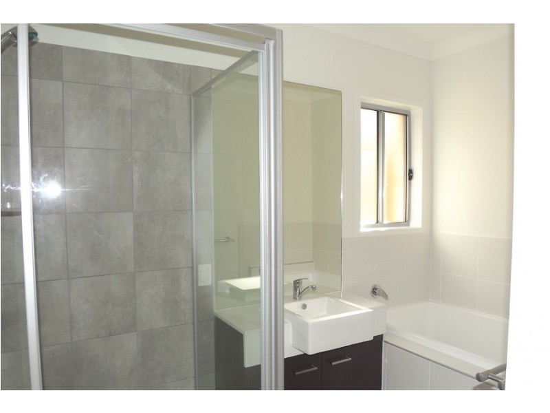 17 Boston Terrace, Coomera QLD 4209