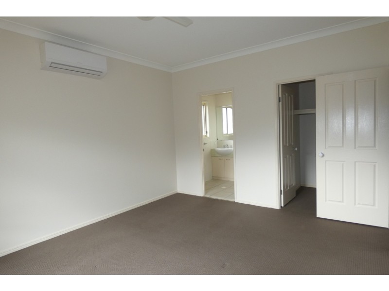 3 Firecrest Close, Upper Coomera QLD 4209