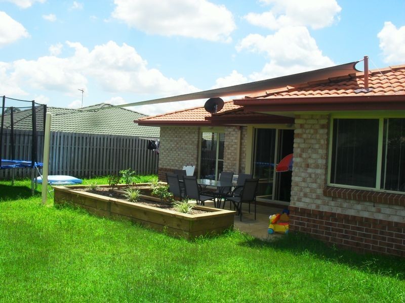 6 River Heights Road, Upper Coomera QLD 4209