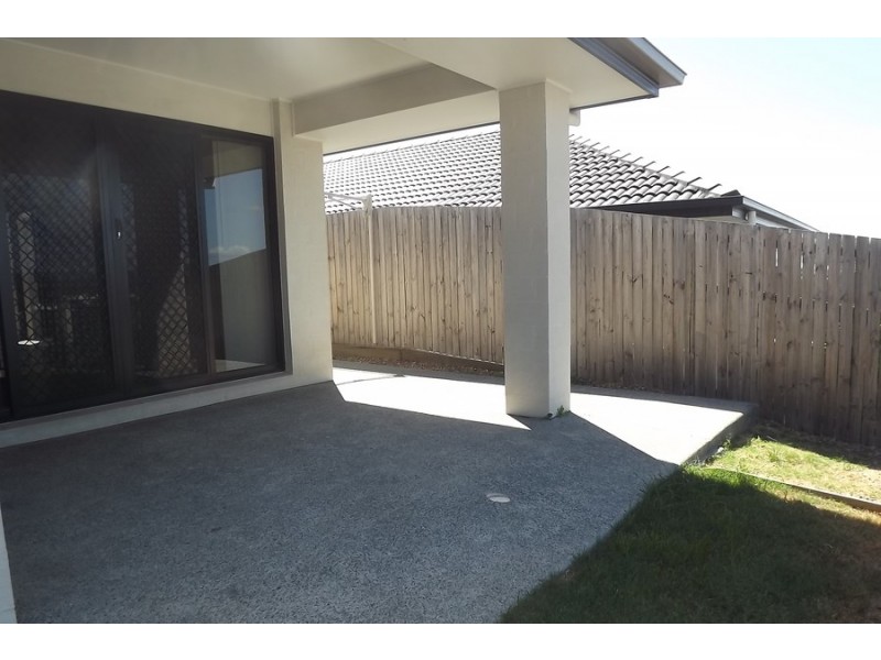 12 Gresswell Crescent, Upper Coomera QLD 4209
