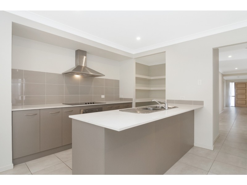 536 Gainsborough Drive, Pimpama QLD 4209