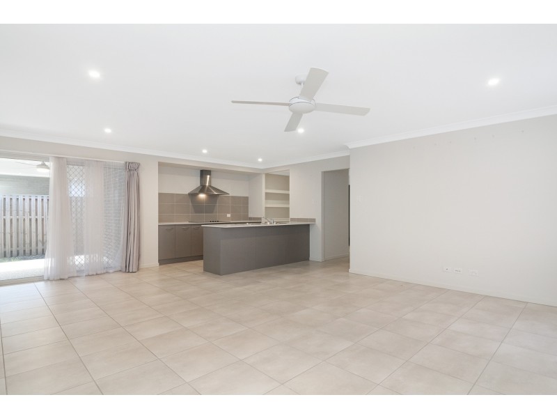 536 Gainsborough Drive, Pimpama QLD 4209