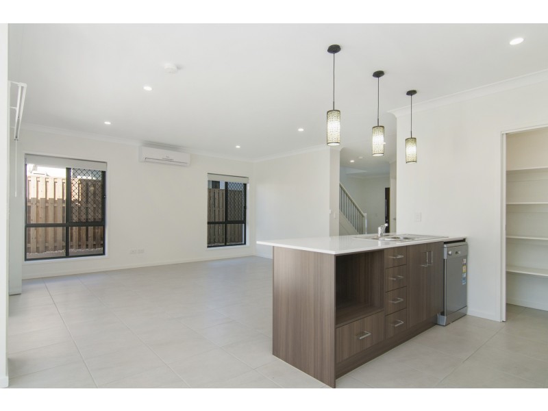 28 Moorinya Circuit, Pimpama QLD 4209