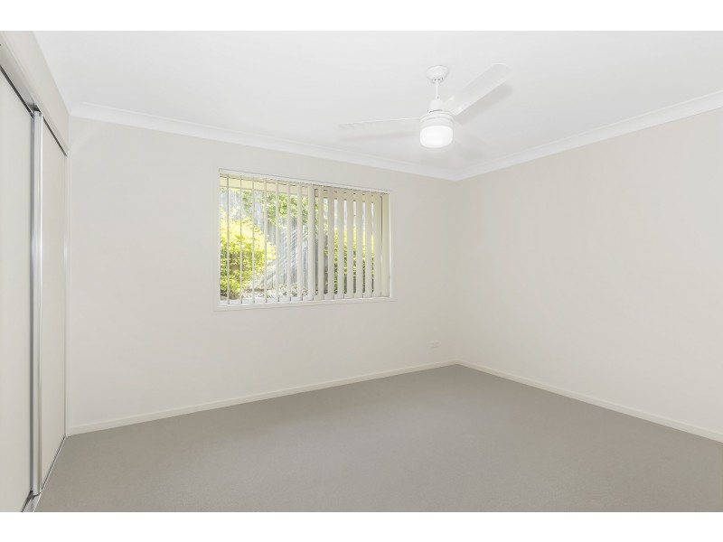 2/27 Freestone Drive, Upper Coomera QLD 4209