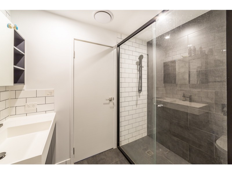 215/1 Hart Street, Ashmore QLD 4214