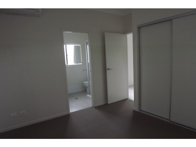 1/7 Wild Kaiser Road, Coomera QLD 4209