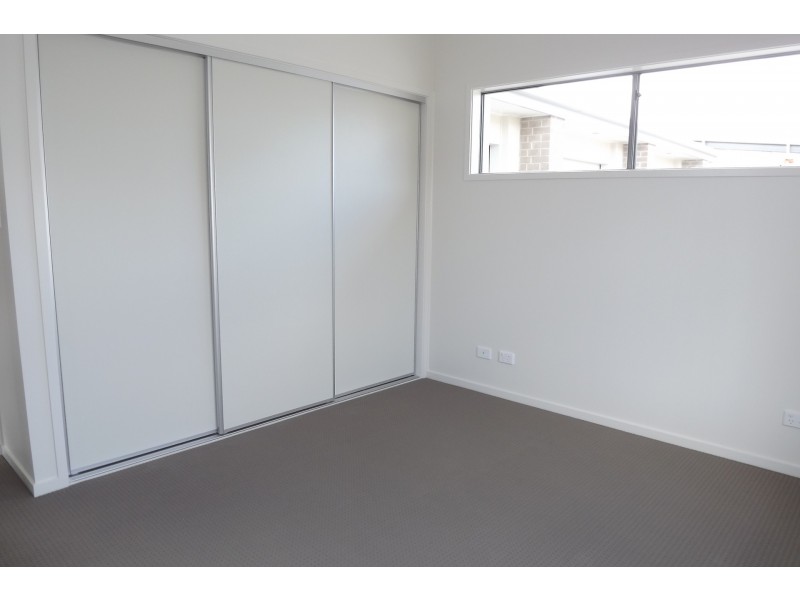 1/7 Wild Kaiser Road, Coomera QLD 4209